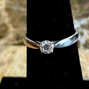 Tiffany & Co. Harmony Setting Engagement Ring - Platinum, VS Diamond